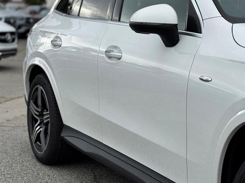 2025 Mercedes-Benz GLC 350e Base 4MATIC