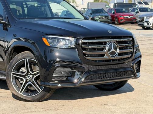 2026 Mercedes-Benz GLS 450 4MATIC