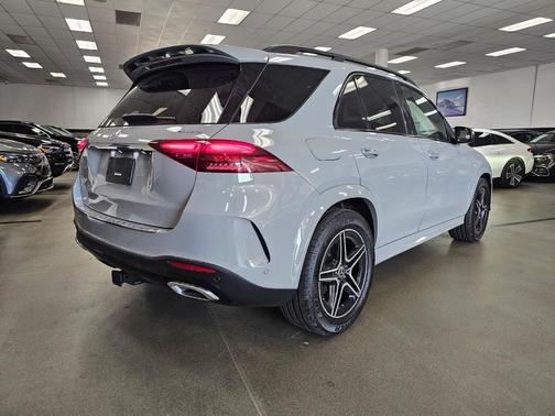 2025 Mercedes-Benz GLE 450 4MATIC