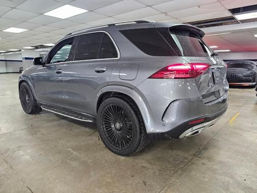 2025 Mercedes-Benz GLE 450e 4MATIC