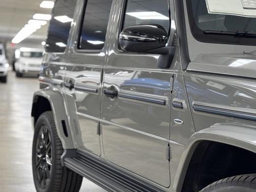 2025 Mercedes-Benz G-Class Base