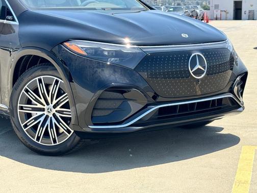 Black 2026 Mercedes-Benz EQS 400 Base 4MATIC