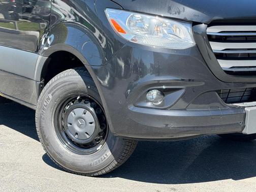 2026 Mercedes-Benz Sprinter 2500 High Roof