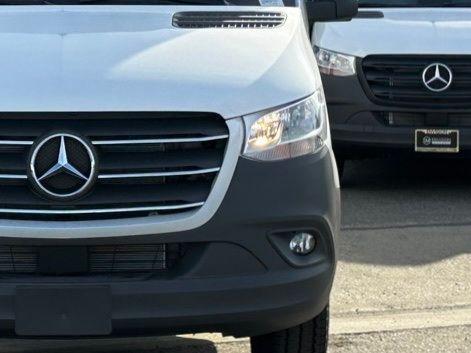 2025 Mercedes-Benz Sprinter 2500 High Roof