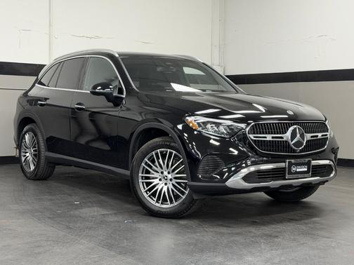 2026 Mercedes-Benz GLC 300 Base