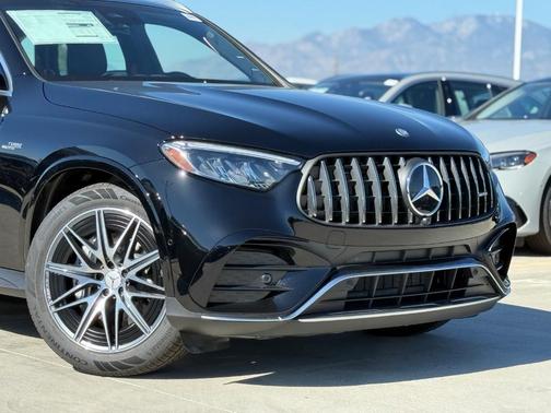 2026 Mercedes-Benz AMG GLC 43 Base