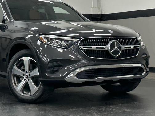 2025 Mercedes-Benz GLC 300 Base 4MATIC