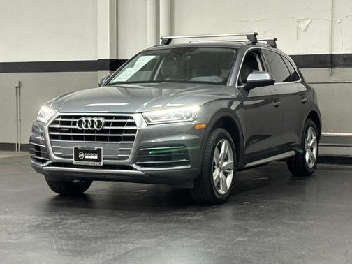 Monsoon Gray Metallic 2019 Audi Q5 2.0T Premium