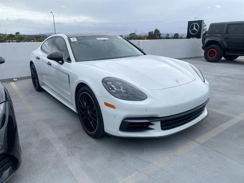 White 2018 Porsche Panamera 4S