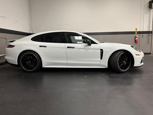 White 2018 Porsche Panamera 4S