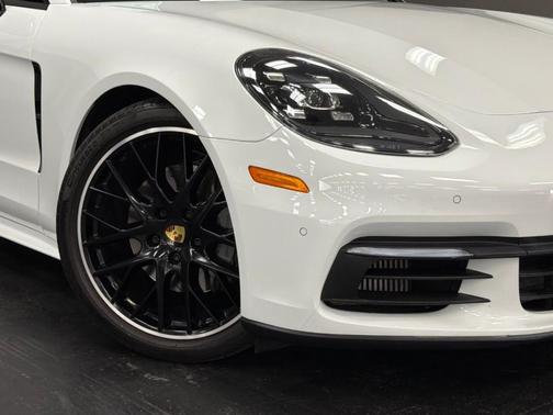 White 2018 Porsche Panamera 4S