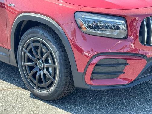 2026 Mercedes-Benz AMG GLB 35 Base