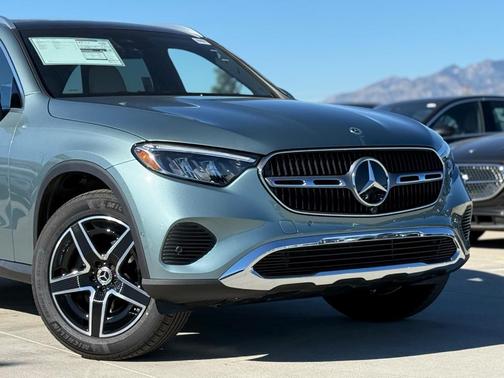 2026 Mercedes-Benz GLC 300 Base