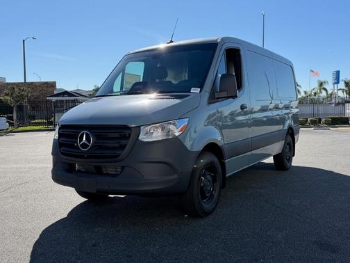 2026 Mercedes-Benz Sprinter 2500 Standard Roof