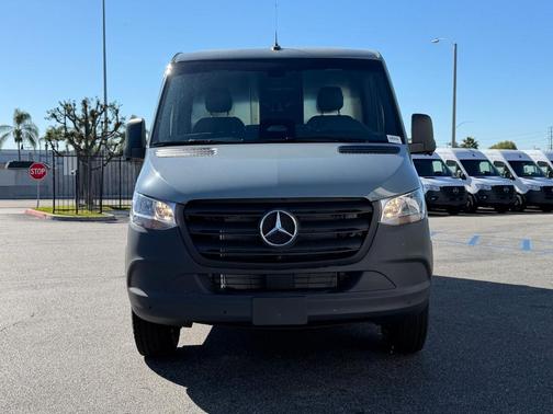2026 Mercedes-Benz Sprinter 2500 Standard Roof