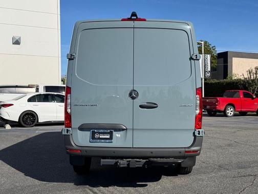 2026 Mercedes-Benz Sprinter 2500 Standard Roof