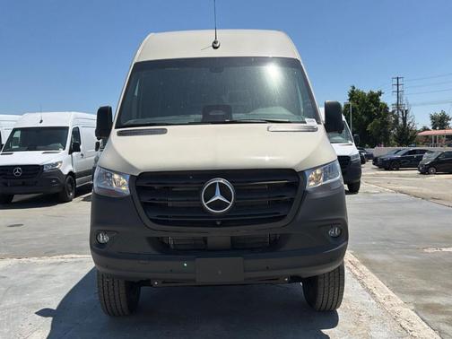 Pebble Grey 2026 Mercedes-Benz Sprinter 2500 High Roof