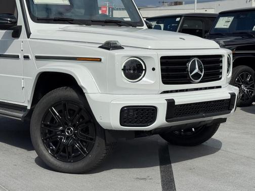 2025 Mercedes-Benz G-Class Base