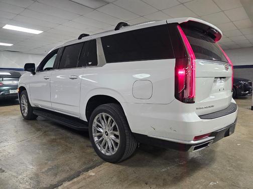 2021 Cadillac Escalade ESV Premium Luxury