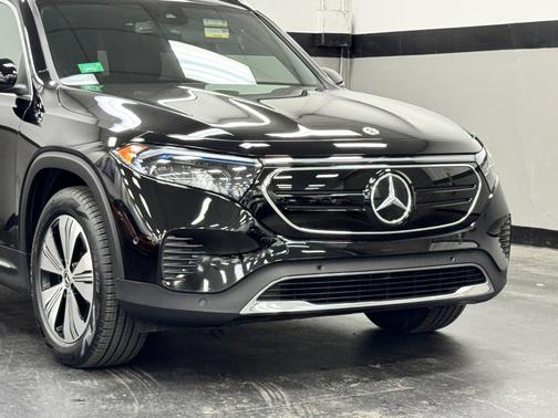 2023 Mercedes-Benz EQB 300 4MATIC