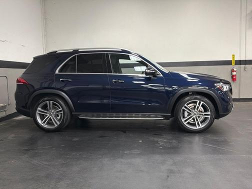 Lunar Blue Metallic 2022 Mercedes-Benz GLE 350 Base