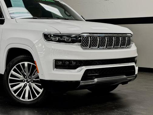 Bright White Clearcoat 2024 Jeep Grand Wagoneer Series III