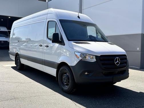 2025 Mercedes-Benz Sprinter 2500 170 WB High Roof Extended Cargo
