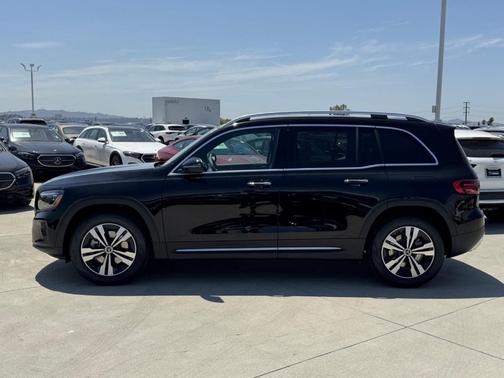 2026 Mercedes-Benz GLB 250 Base