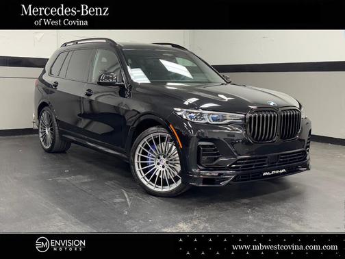 Black Sapphire Metallic 2021 BMW X7 M50i