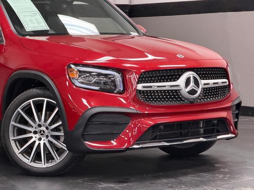 2023 Mercedes-Benz GLB 250 Base