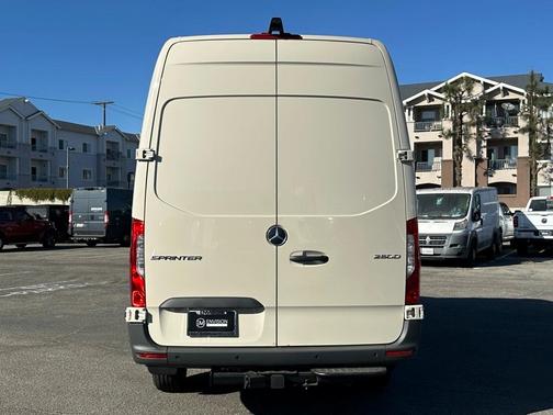 2025 Mercedes-Benz Sprinter 2500 High Roof