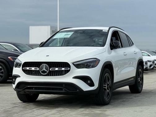 2026 Mercedes-Benz GLA 250 Base