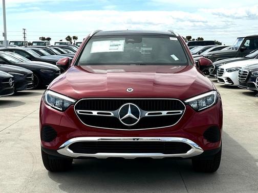2025 Mercedes-Benz GLC 300 Base 4MATIC