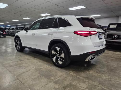 2023 Mercedes-Benz GLC 300 Base