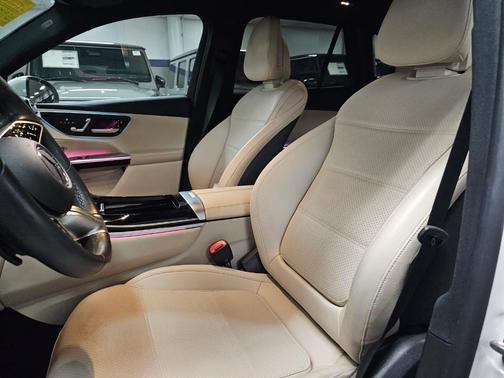 2023 Mercedes-Benz GLC 300 Base