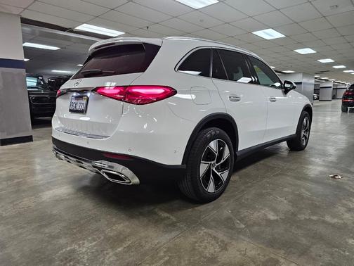 2023 Mercedes-Benz GLC 300 Base