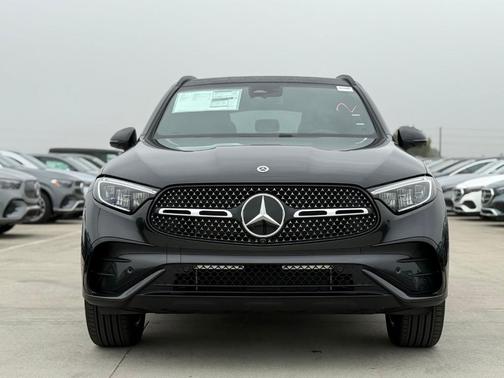 2026 Mercedes-Benz GLC 300 Base