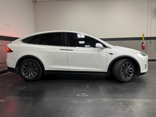 2017 Tesla Model X 100D