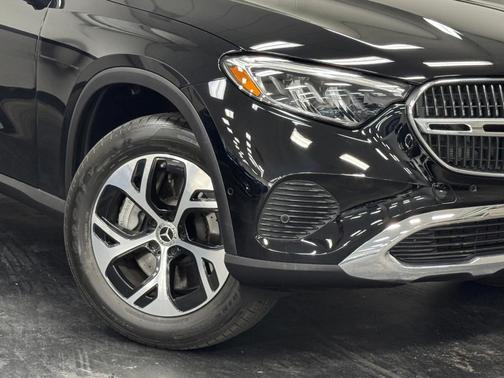 2025 Mercedes-Benz GLC 350e Base 4MATIC