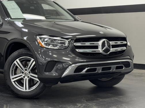 2022 Mercedes-Benz GLC 300