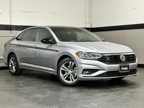2021 Volkswagen Jetta 1.4T R-Line