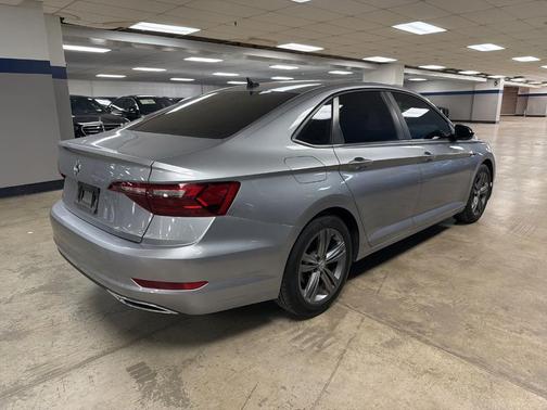 2021 Volkswagen Jetta 1.4T R-Line