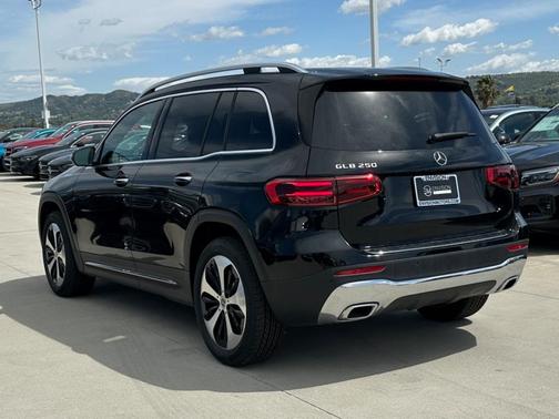 2025 Mercedes-Benz GLB 250 Base