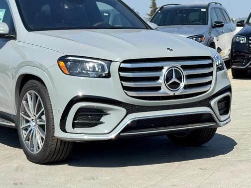 2025 Mercedes-Benz GLS 580 Base 4MATIC