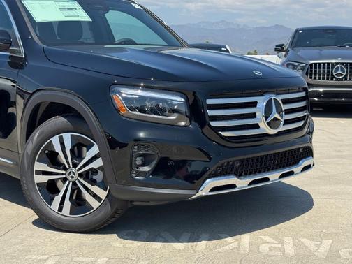 2026 Mercedes-Benz GLB 250 Base