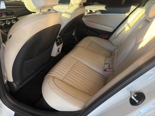 2022 Genesis G70 3.3T