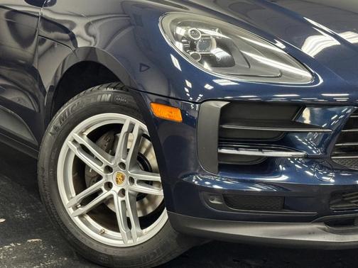 2019 Porsche Macan Base