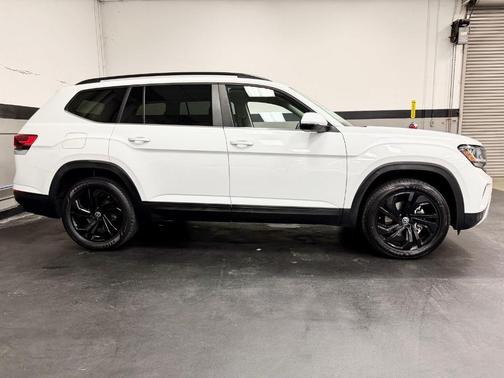 2022 Volkswagen Atlas 2.0T SE