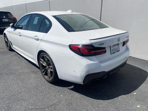 Alpine White 2023 BMW M550 i xDrive