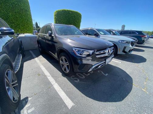 Graphite Gray Metallic 2022 Mercedes-Benz GLC 300 Base
